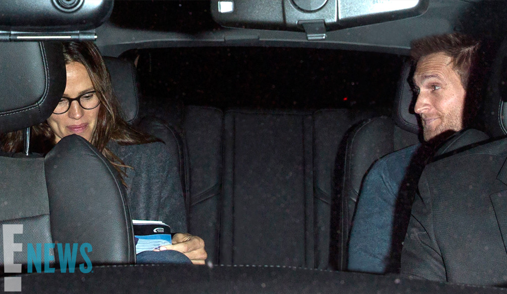 Jennifer Garner Steps Out With New Boyfriend John Miller - WSTale.com